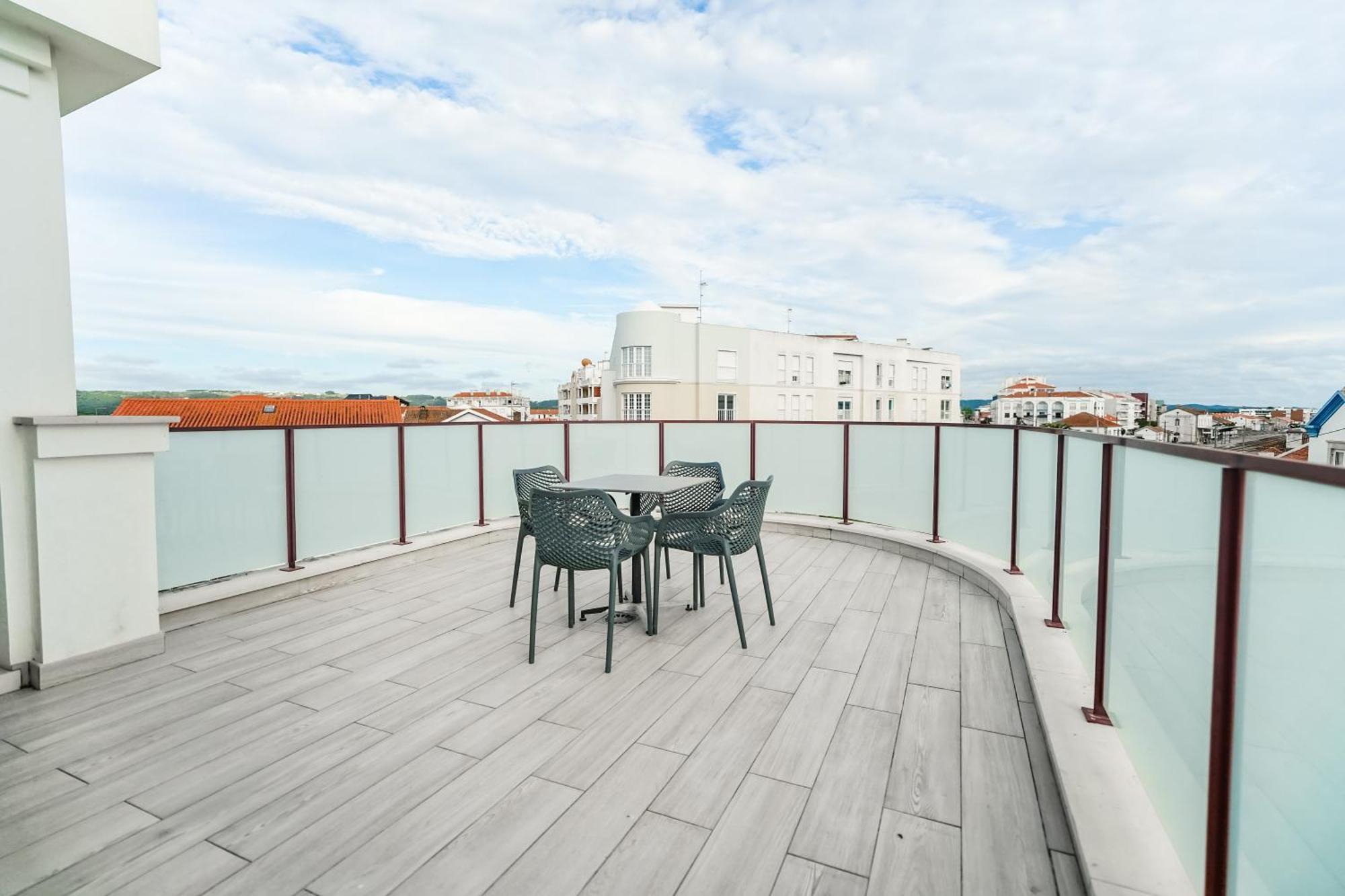 Casa Dos Terracos Apartamentos เซามาร์ทินโญโดปอร์โต ภายนอก รูปภาพ